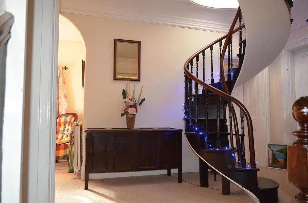 Whitchurch  The Priory B&B المظهر الخارجي الصورة