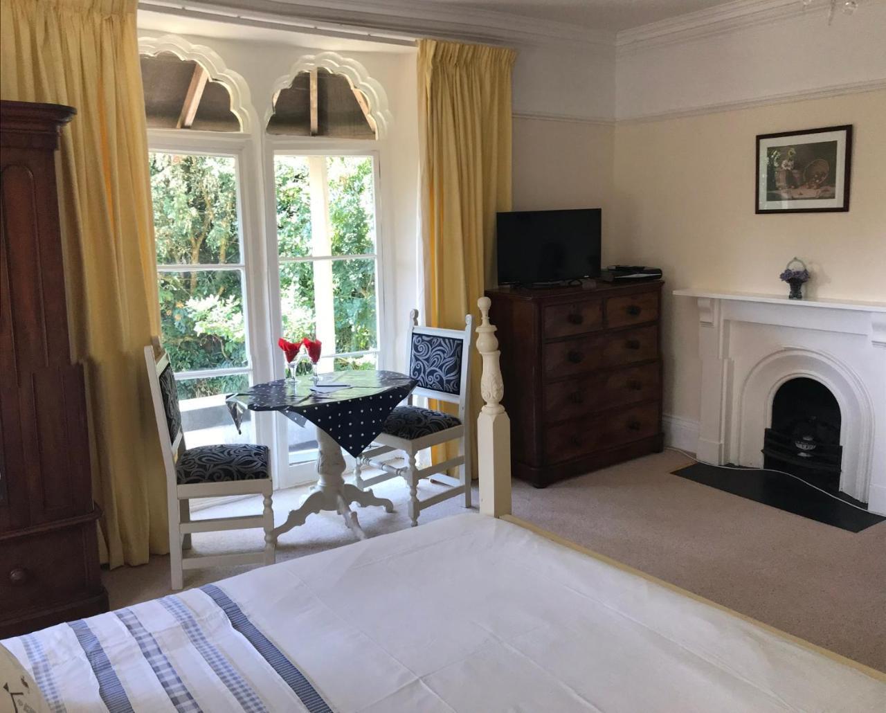 Whitchurch  The Priory B&B المظهر الخارجي الصورة