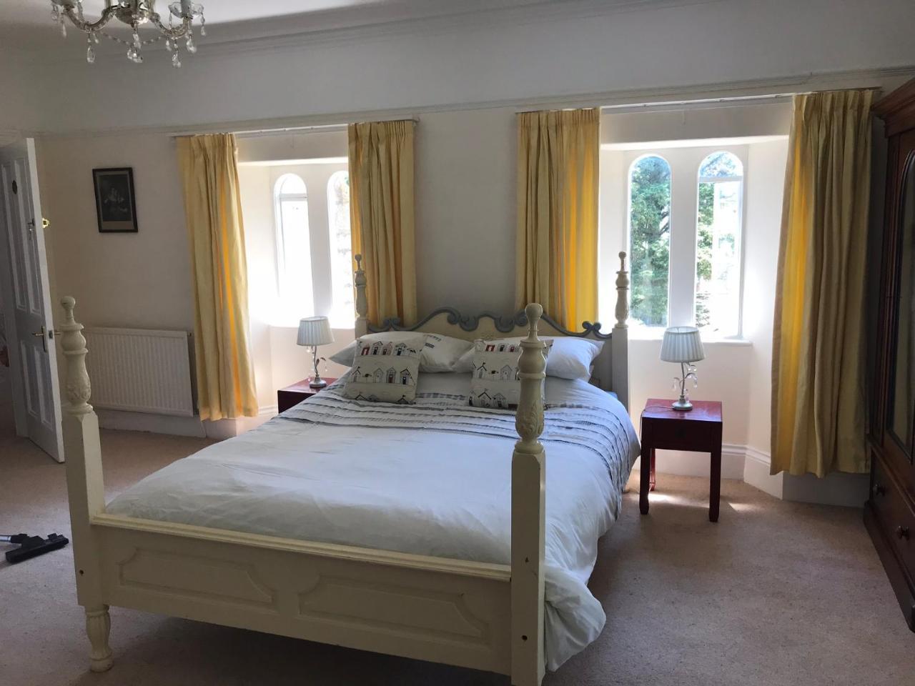 Whitchurch  The Priory B&B المظهر الخارجي الصورة
