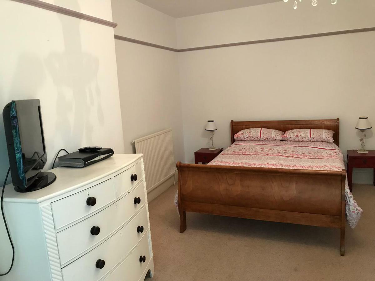 Whitchurch  The Priory B&B المظهر الخارجي الصورة